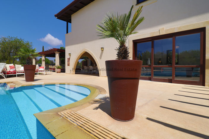 Image No.39-5 Bed Villa for sale