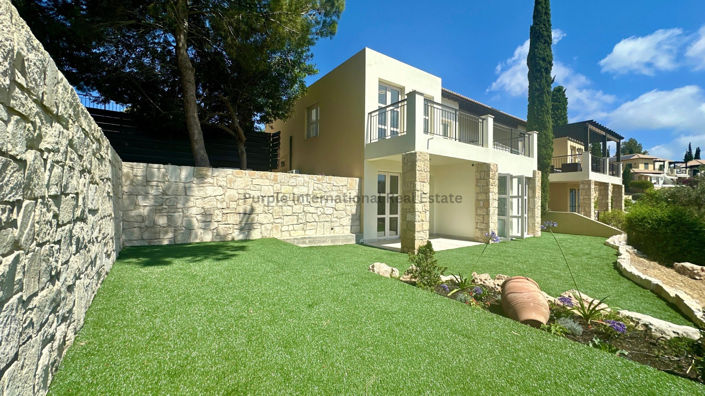 Image No.1-3 Bed Villa for sale