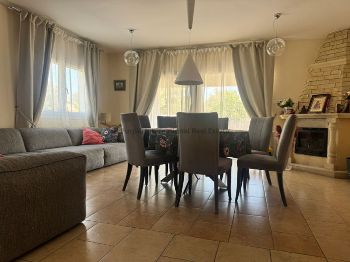 Image No.8-Villa de 4 chambres à vendre à Pyrgos