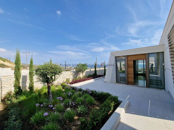 Image No.13-3 Bed Villa for sale