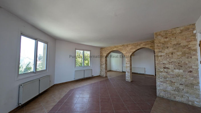 Image No.25-Commercial for sale