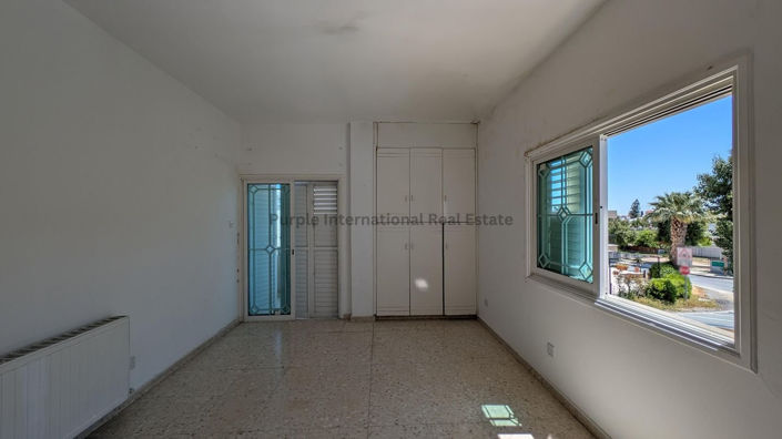 Image No.40-Commercial for sale