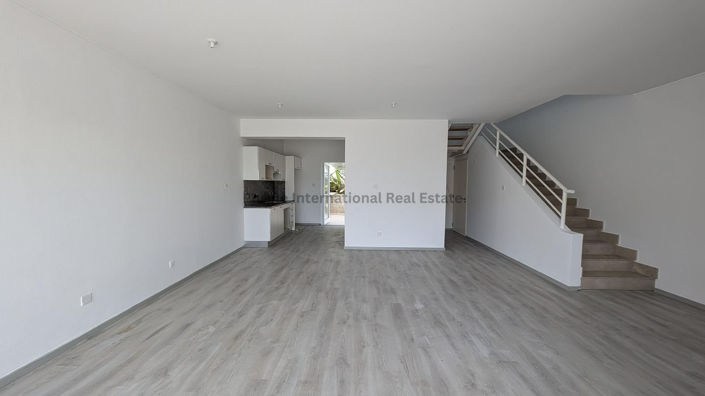 Image No.10-3 Bed House for sale