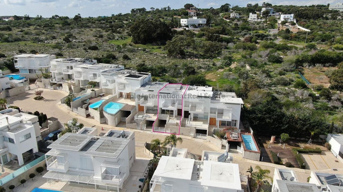 Image No.2-3 Bed House for sale