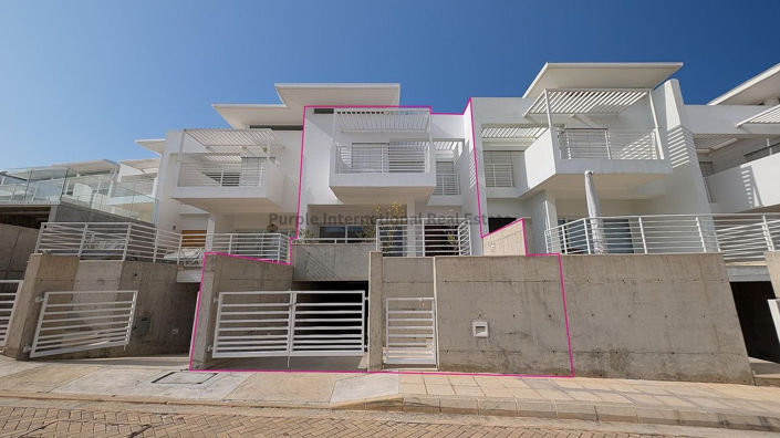 Image No.7-3 Bed House for sale