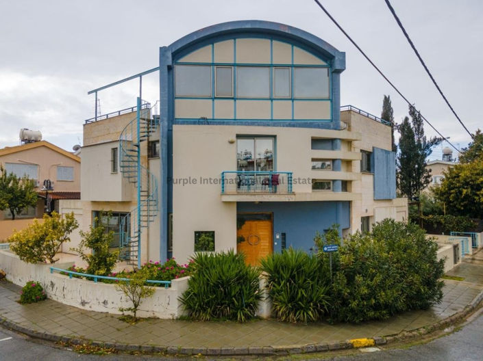 Image No.1-Propriété de 5 chambres à vendre à Nicosie