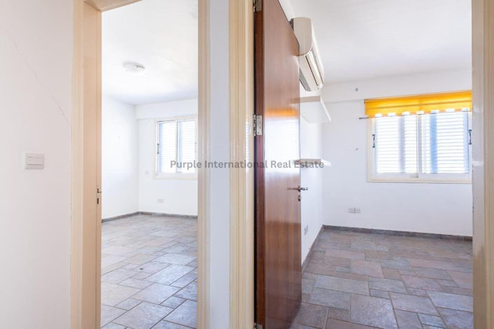 Image No.14-Commercial à vendre à Nicosie