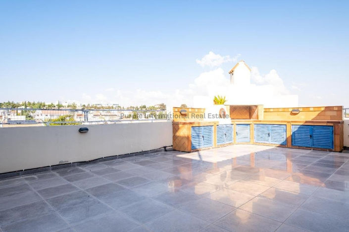 Image No.22-Commercial à vendre à Nicosie