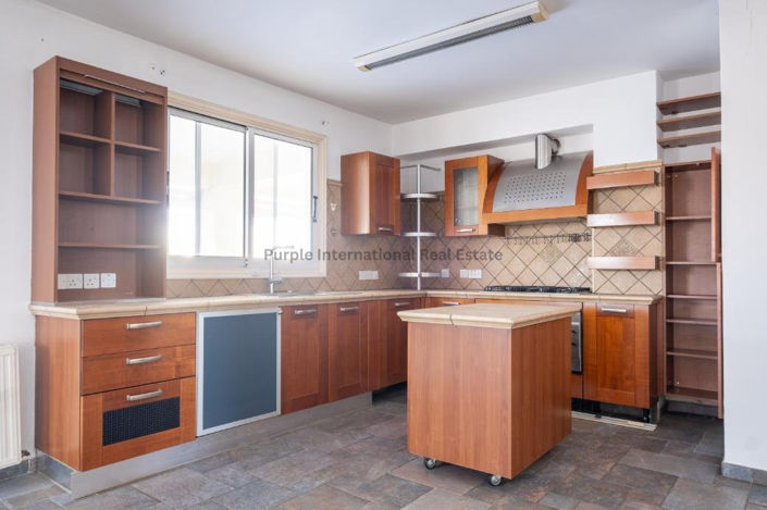 Image No.6-Commercial à vendre à Nicosie