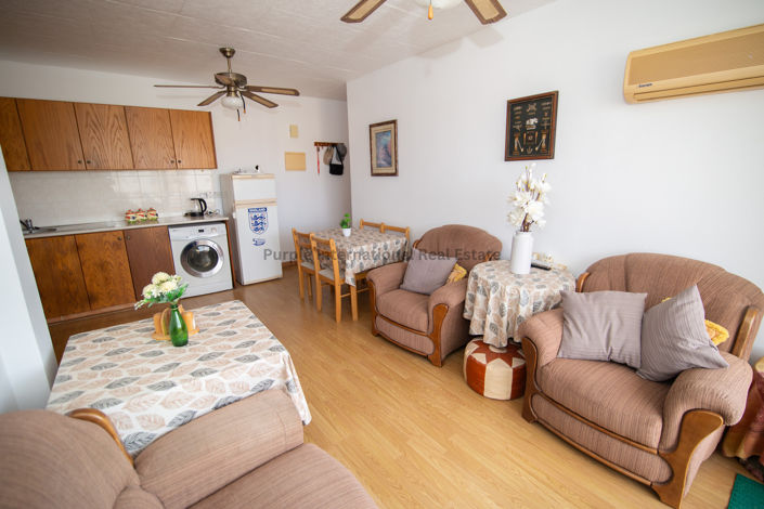 Image No.2-Appartement de 2 chambres à vendre à Pervolia