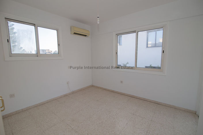 Image No.16-2 Bed Villa for sale