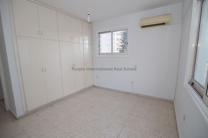 Image No.18-2 Bed Villa for sale