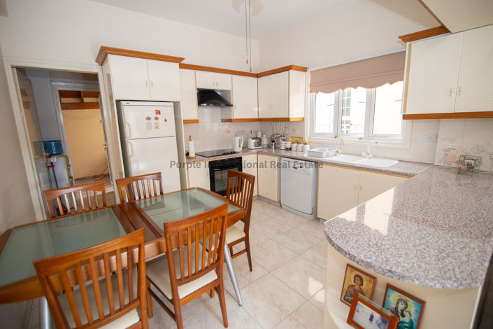 Image No.3-Villa de 4 chambres à vendre à Larnaca