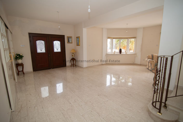 Image No.4-Villa de 4 chambres à vendre à Larnaca