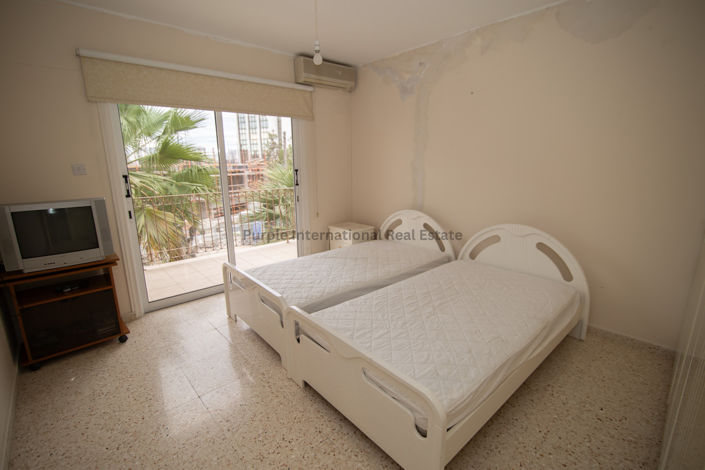 Image No.8-Villa de 4 chambres à vendre à Larnaca