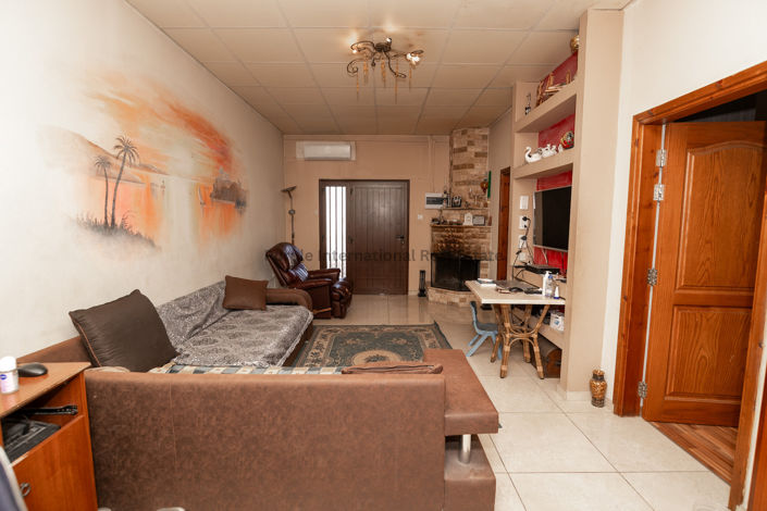 Image No.4-Bungalow de 4 chambres à vendre à Paralimni