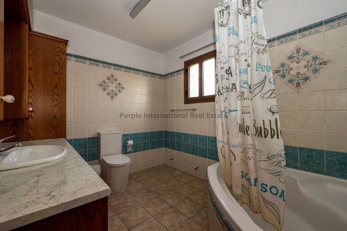 Image No.14-Villa de 4 chambres à vendre à Aradippou