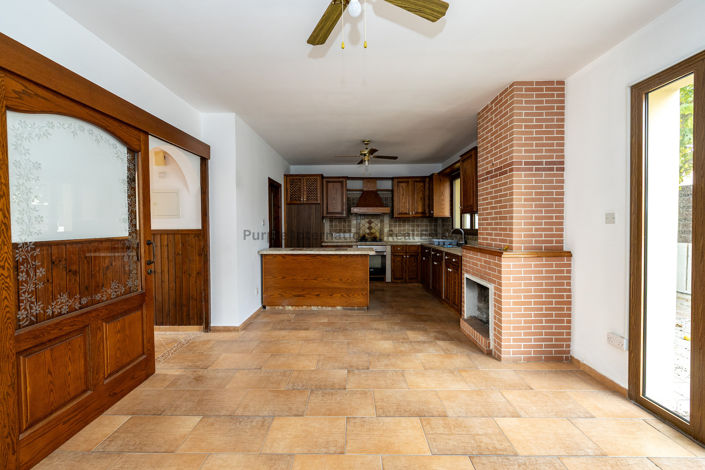 Image No.19-Villa de 4 chambres à vendre à Aradippou