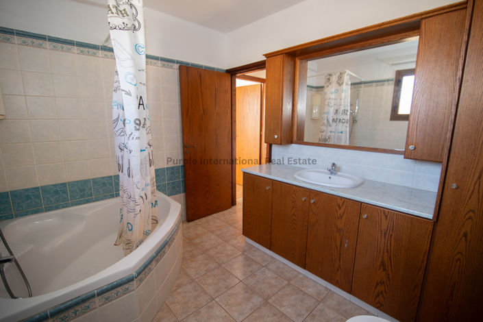 Image No.30-4 Bed Villa for sale