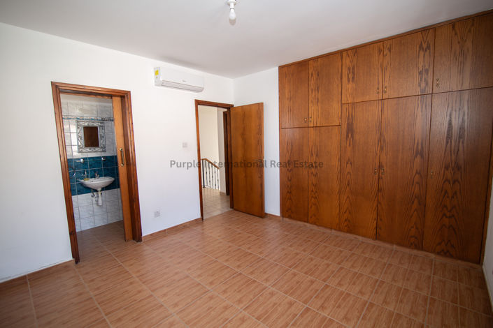 Image No.4-4 Bed Villa for sale