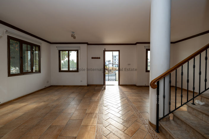 Image No.4-Villa de 4 chambres à vendre à Aradippou