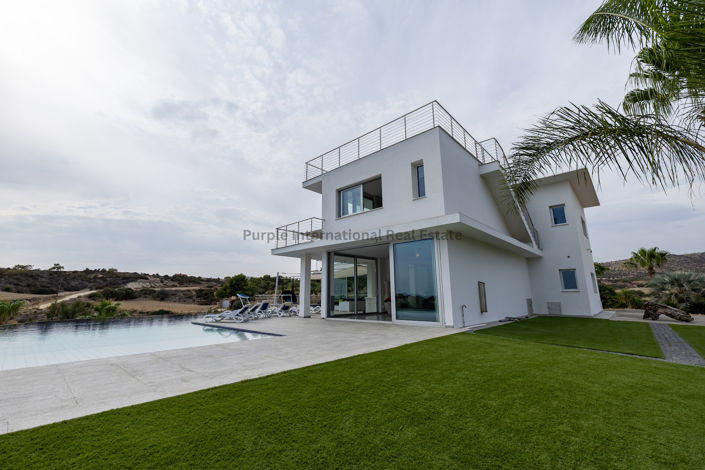 Image No.13-5 Bed Villa for sale