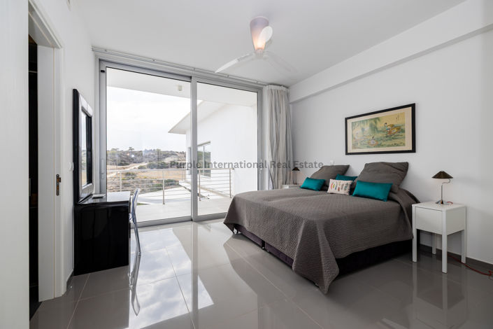 Image No.16-5 Bed Villa for sale