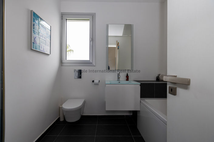 Image No.24-5 Bed Villa for sale