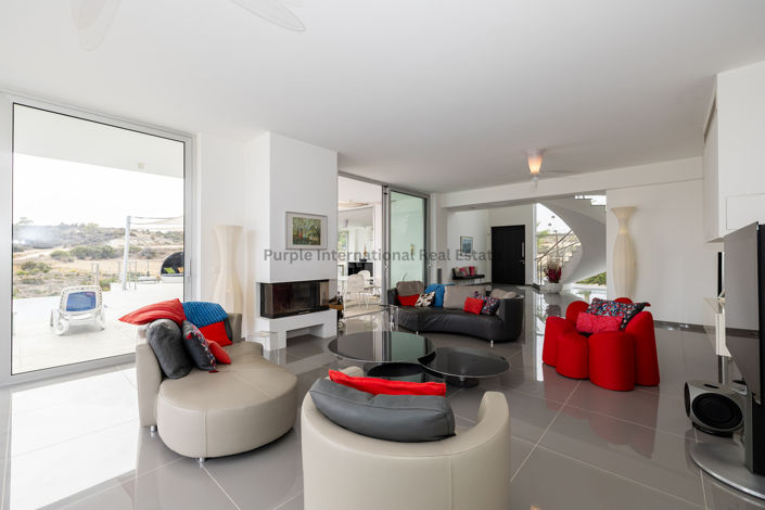 Image No.3-5 Bed Villa for sale