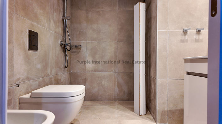 Image No.20-6 Bed Villa for sale