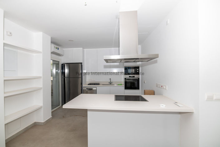 Image No.6-6 Bed Villa for sale