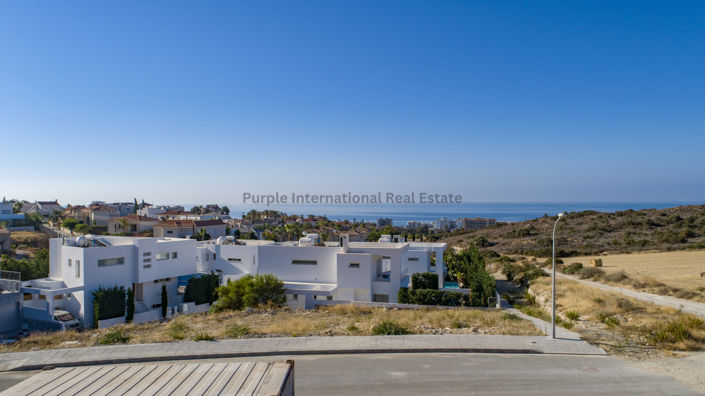 Image No.8-5 Bed Villa for sale