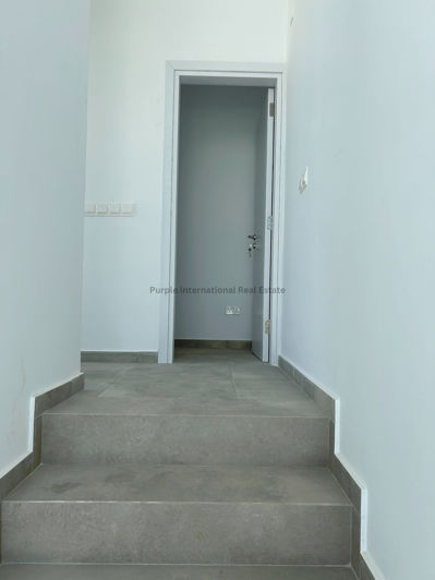 Image No.10-3 Bed Villa for sale