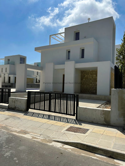 Image No.15-3 Bed Villa for sale