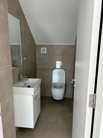 Image No.3-3 Bed Villa for sale