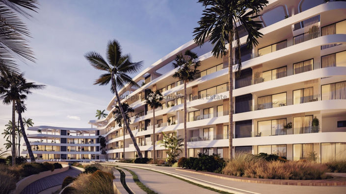 Image No.1-3 Bed Apartment for sale