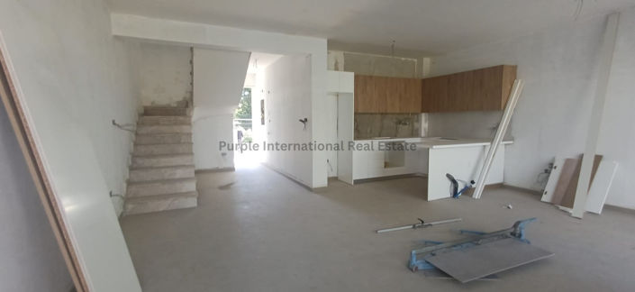 Image No.30-3 Bed Townhouse for sale