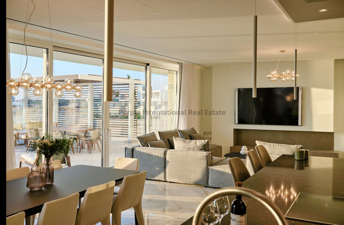 Image No.8-4 Bed Villa for sale