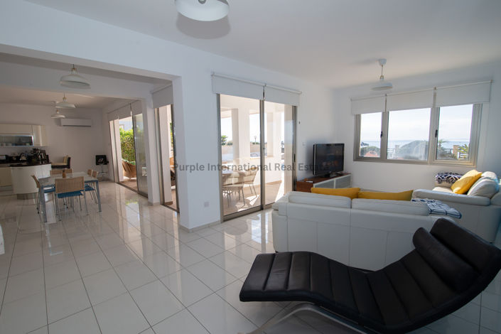 Image No.13-Villa de 4 chambres à vendre à Larnaca