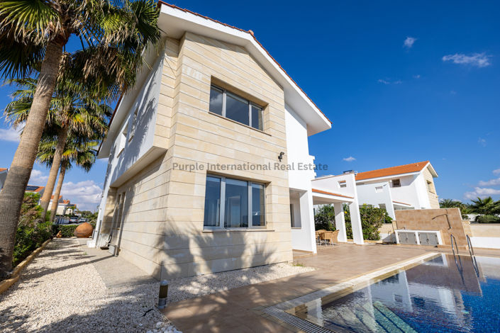 Image No.37-4 Bed Villa for sale