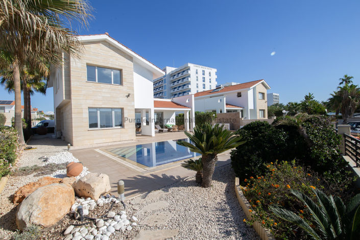 Image No.38-Villa de 4 chambres à vendre à Larnaca