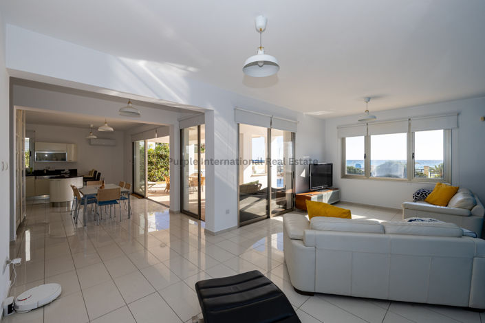 Image No.7-4 Bed Villa for sale