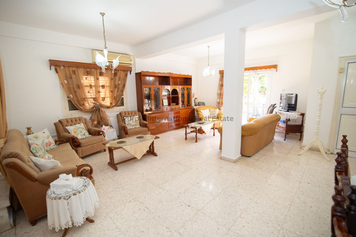 Image No.4-Villa de 4 chambres à vendre à Larnaca