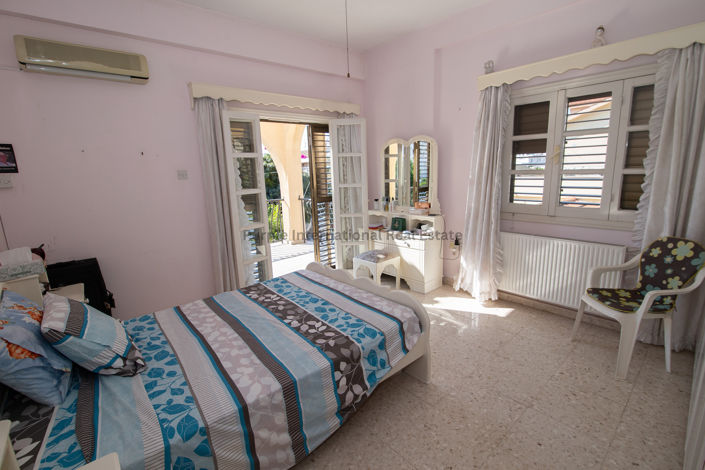 Image No.6-Villa de 4 chambres à vendre à Larnaca