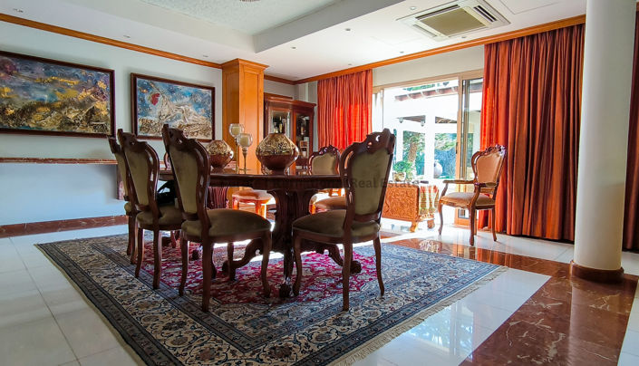 Image No.20-5 Bed Villa for sale