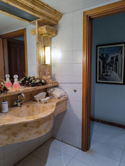 Image No.25-5 Bed Villa for sale