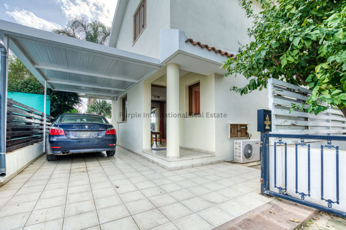Image No.2-4 Bed Villa for sale