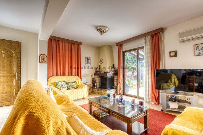 Image No.3-4 Bed Villa for sale