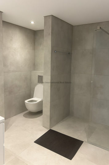 Image No.8-5 Bed Villa for sale