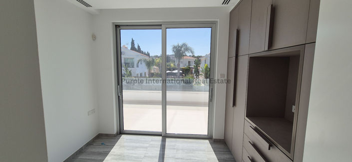 Image No.19-5 Bed Villa for sale